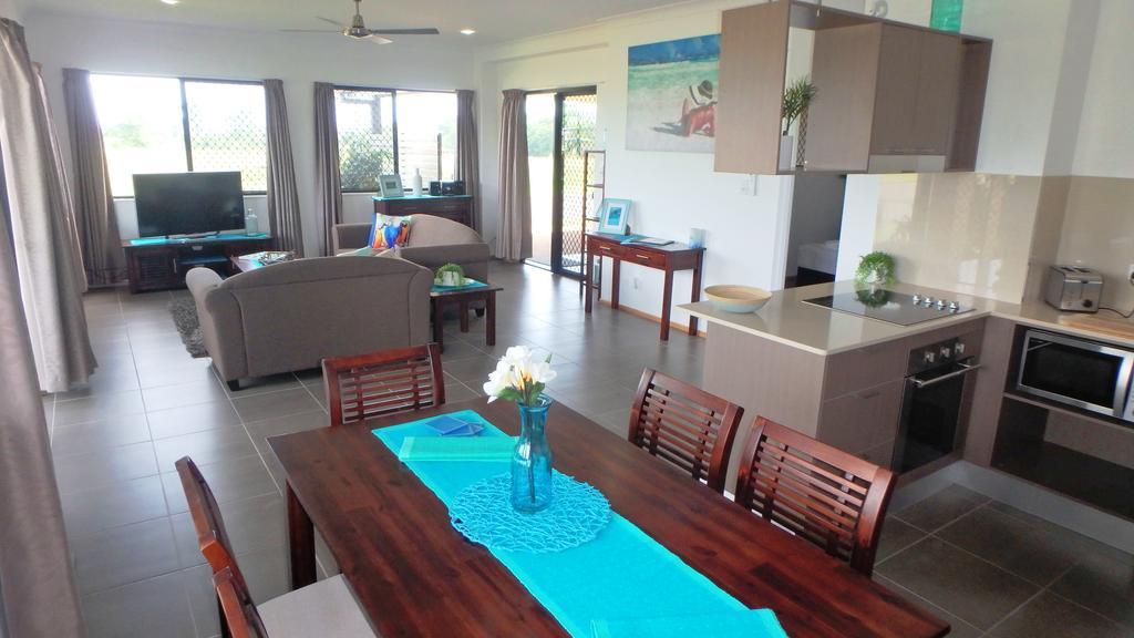 Nautilus Apartments Мишън Бийч Екстериор снимка