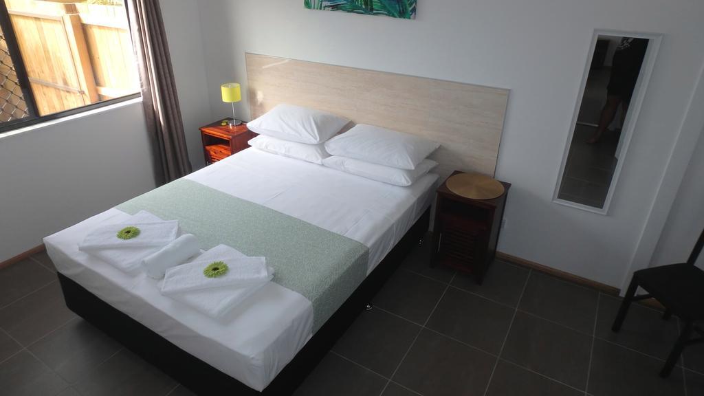 Nautilus Apartments Мишън Бийч Екстериор снимка