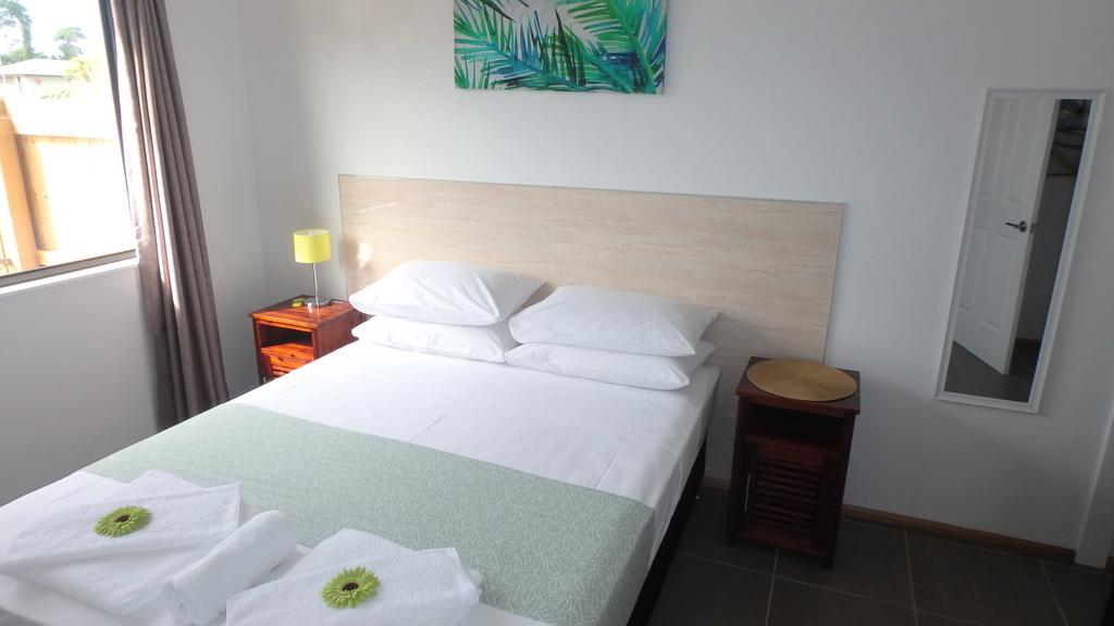 Nautilus Apartments Мишън Бийч Екстериор снимка