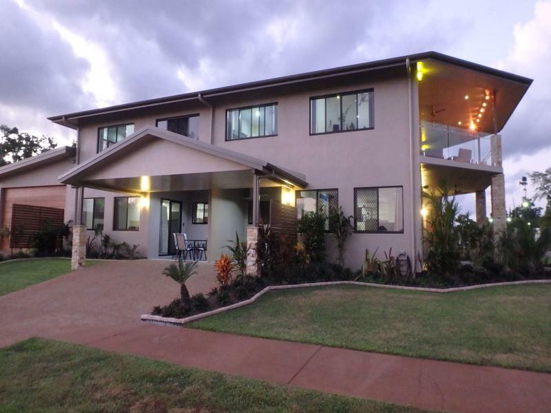 Nautilus Apartments Мишън Бийч Екстериор снимка