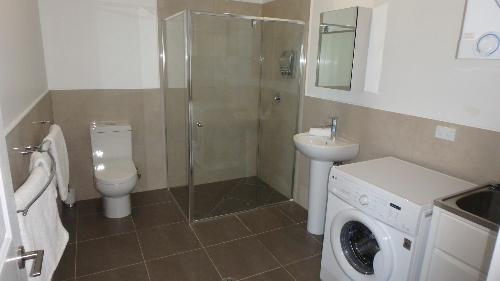 Nautilus Apartments Мишън Бийч Екстериор снимка