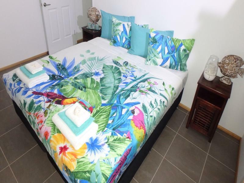 Nautilus Apartments Мишън Бийч Екстериор снимка